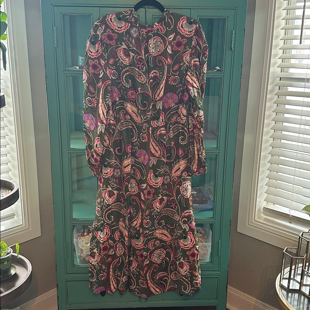 LOFT Green and Pink Floral Dress - Picture 7 of 7